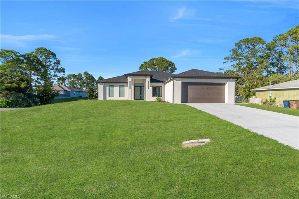 Lehigh Acres, FL 33976,3716 10th ST SW