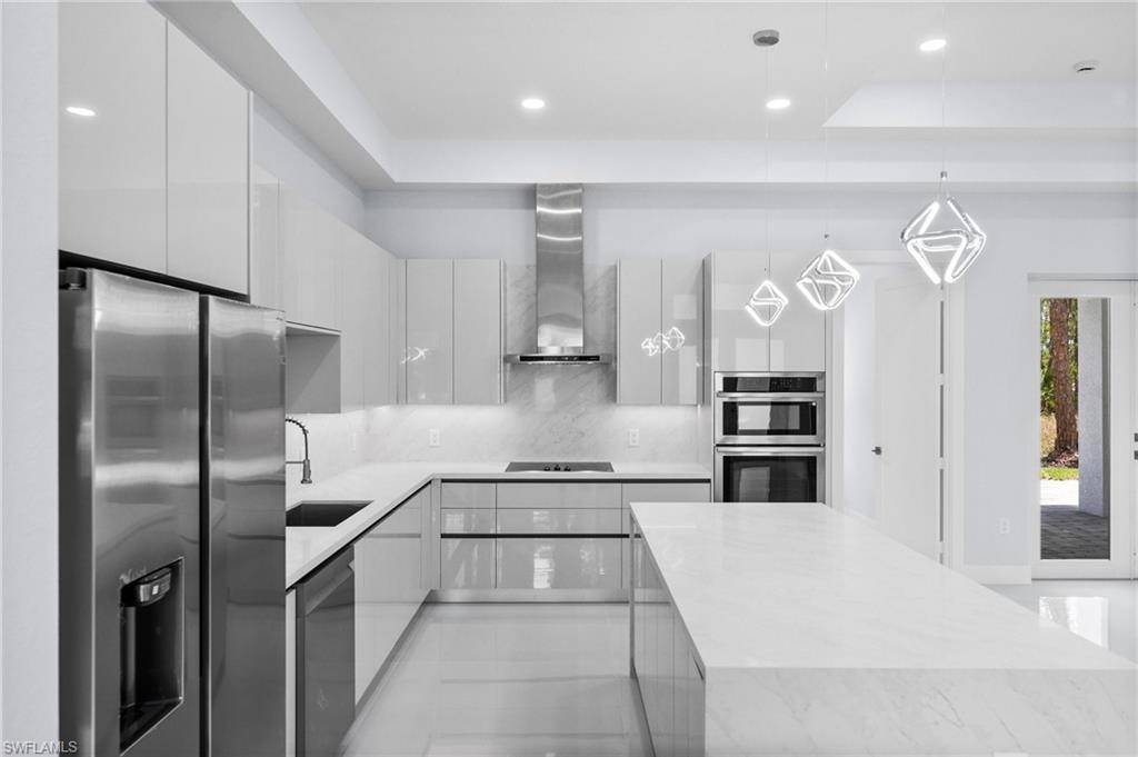 Naples, FL 34120,3990 27th AVE NE