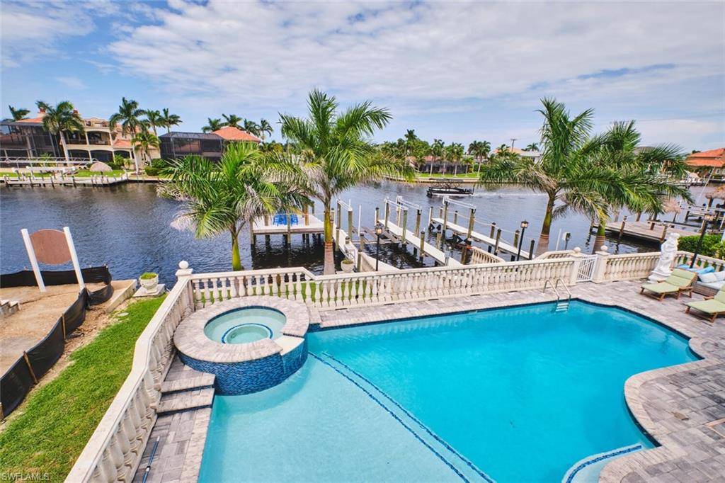 Cape Coral, FL 33904,5318 Bayside CT