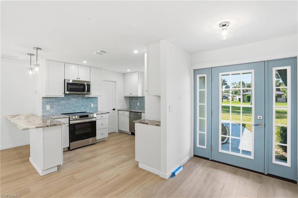 Fort Myers, FL 33905,13724 River Forest DR