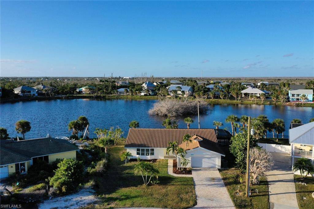 Sanibel, FL 33957,421 Lake Murex CIR