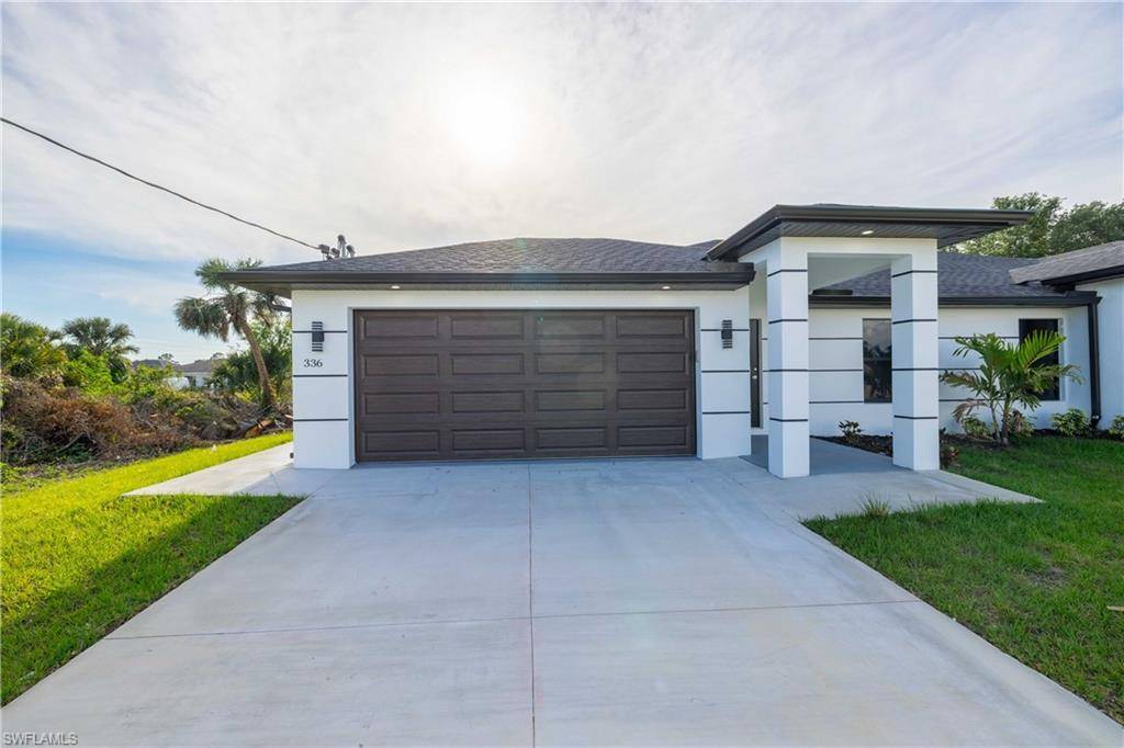 Lehigh Acres, FL 33973,338 Harry AVE S