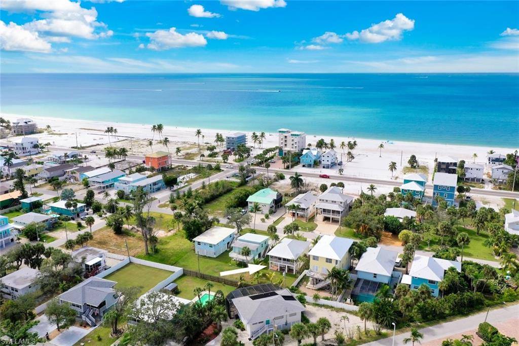 Fort Myers Beach, FL 33931,5379 Palmetto ST