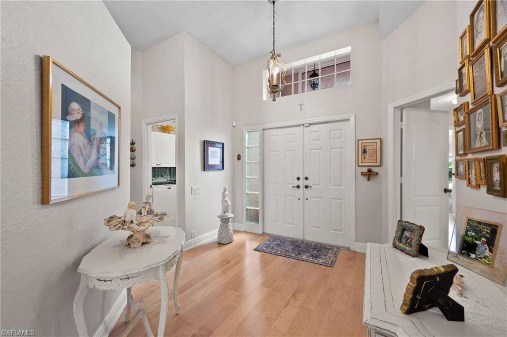 Fort Myers, FL 33912,8009 Breton CIR