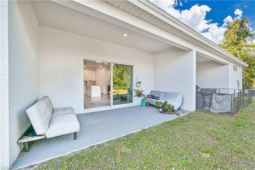 Cape Coral, FL 33990,603 & 605 SE 23rd PL