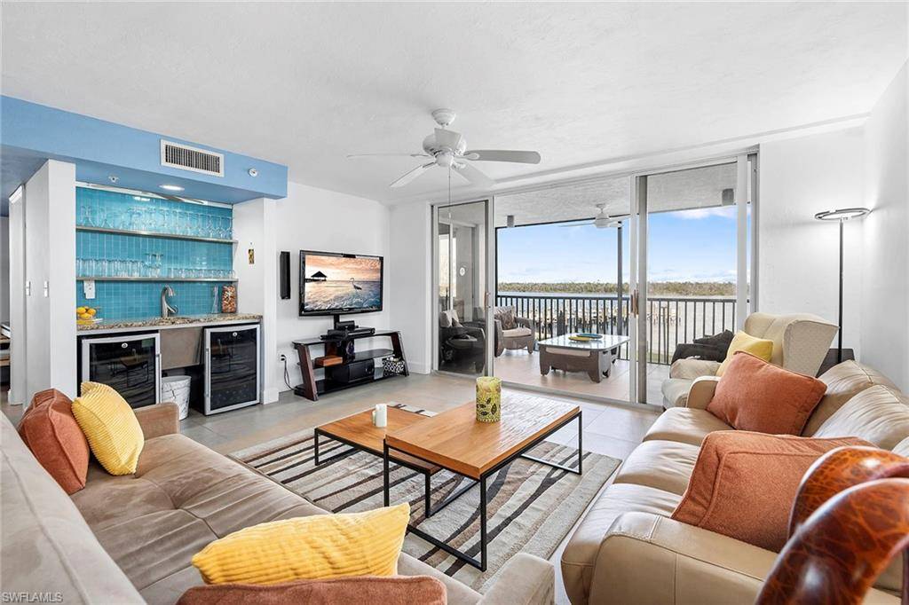 Fort Myers Beach, FL 33931,4753 Estero BLVD #105