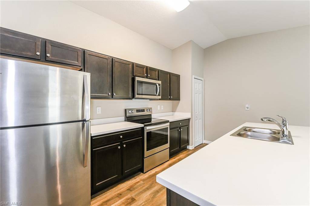 Cape Coral, FL 33991,509 SW 7th PL