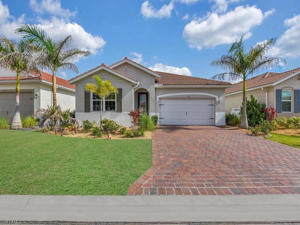 3824 Crosswater DR, North Fort Myers, FL 33917