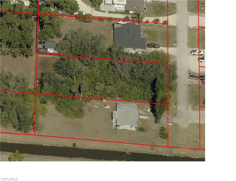 Lehigh Acres, FL 33936,13 Clayton AVE