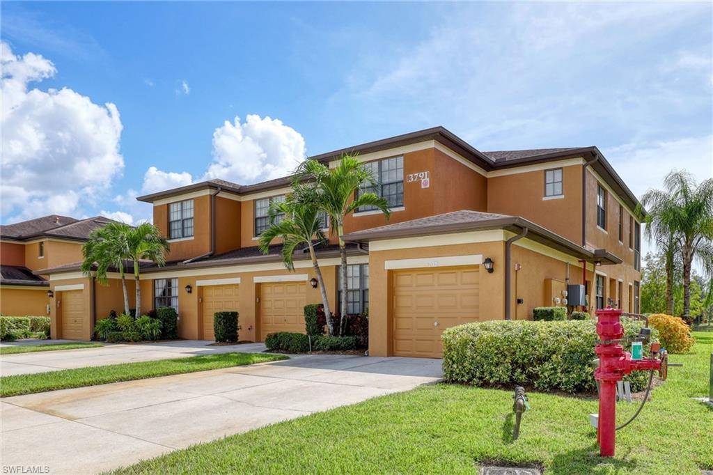 Estero, FL 33928,3791 Pino Vista WAY #202