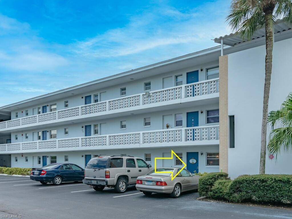 North Fort Myers, FL 33903,1402 Tropic TER