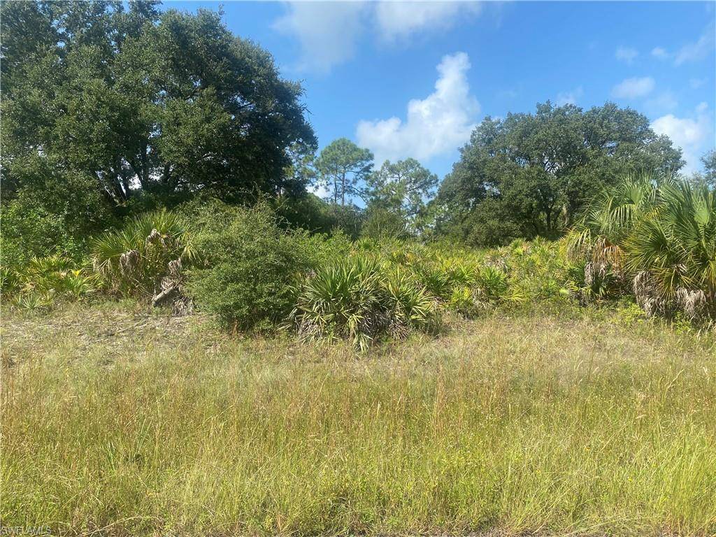 Labelle, FL 33935,624 Nassau CIR