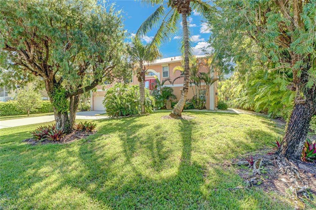 Naples, FL 34104,1570 Avion PL