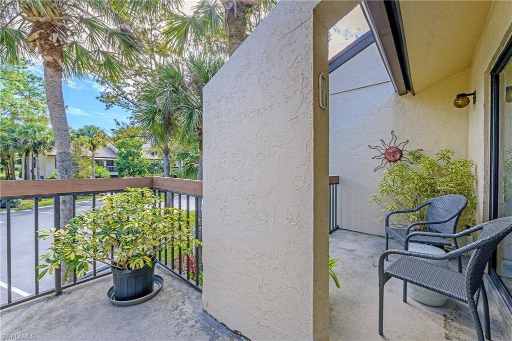 Naples, FL 34112,1818 Kings Lake BLVD #202