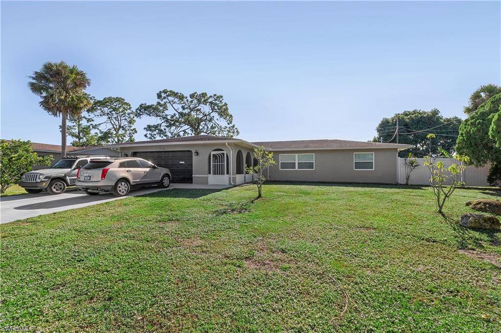 Lehigh Acres, FL 33936,316 Dania ST