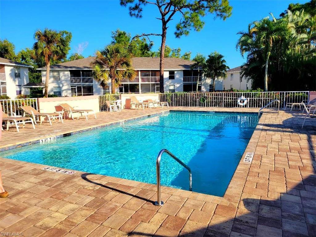 Naples, FL 34116,1406 Churchill CIR #P-204