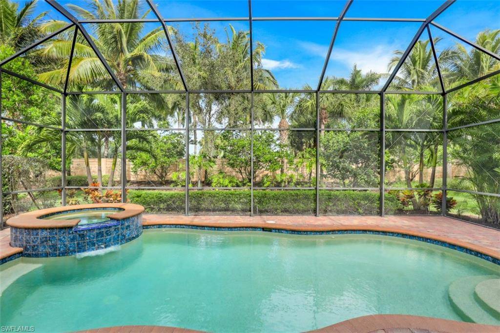 Naples, FL 34119,7319 Lantana CIR