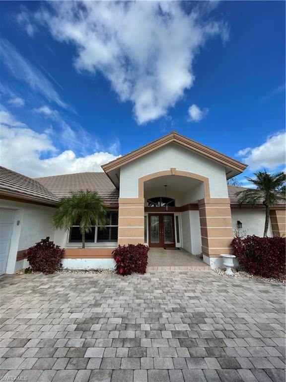 Estero, FL 33928,20241 Country Club DR