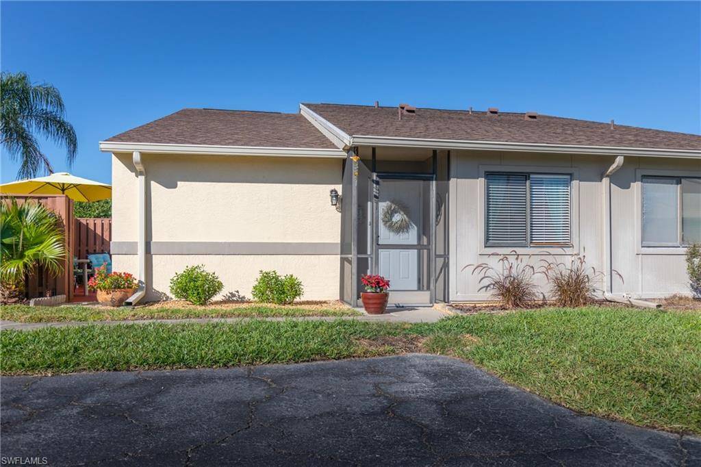 Fort Myers, FL 33919,5266 Cedarbend DR #3