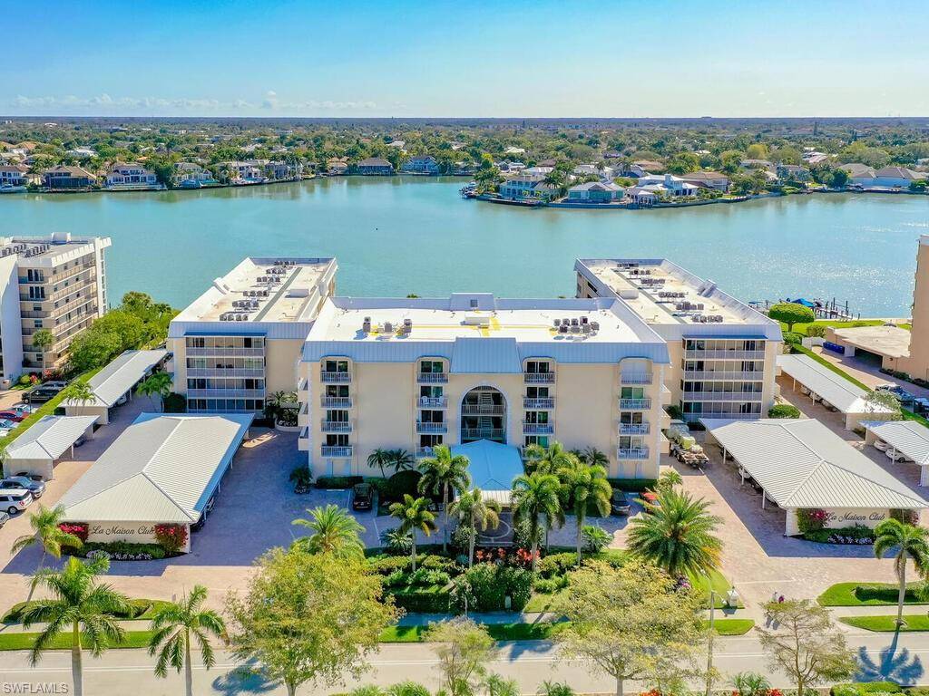 Naples, FL 34103,3450 Gulf Shore BLVD N #104