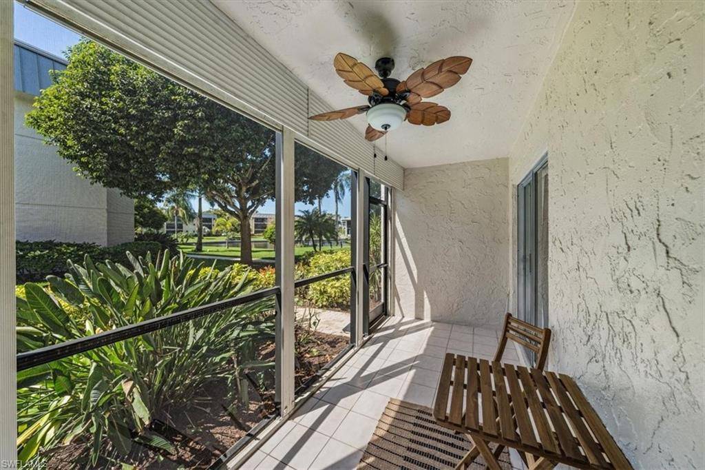 Naples, FL 34103,788 Park Shore DR #C13