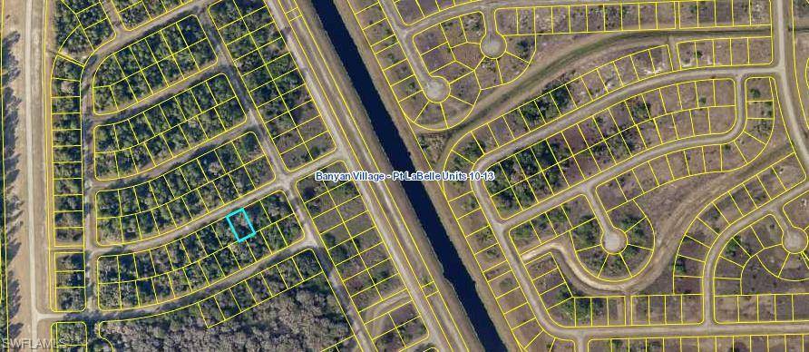 Labelle, FL 33935,217 Clover AVE