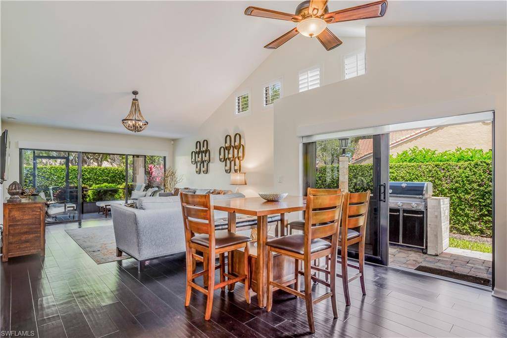 Naples, FL 34108,555 Beachwalk CIR #74