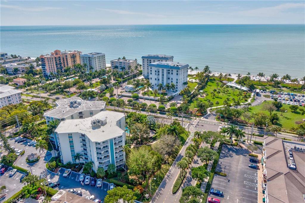 Naples, FL 34102,1300 Gulf Shore BLVD N #403