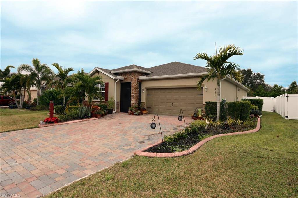 Cape Coral, FL 33909,3191 Amadora CIR