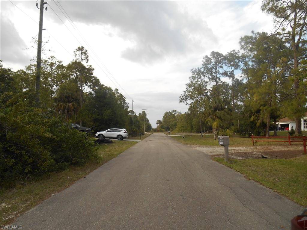 Lehigh Acres, FL 33972,1515 Palmetto AVE