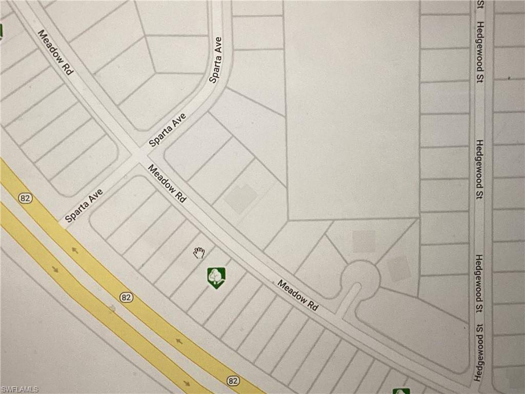 Lehigh Acres, FL 33974,2508 Meadow RD E