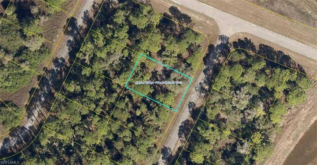 Labelle, FL 33935,602 Nassau CIR SW