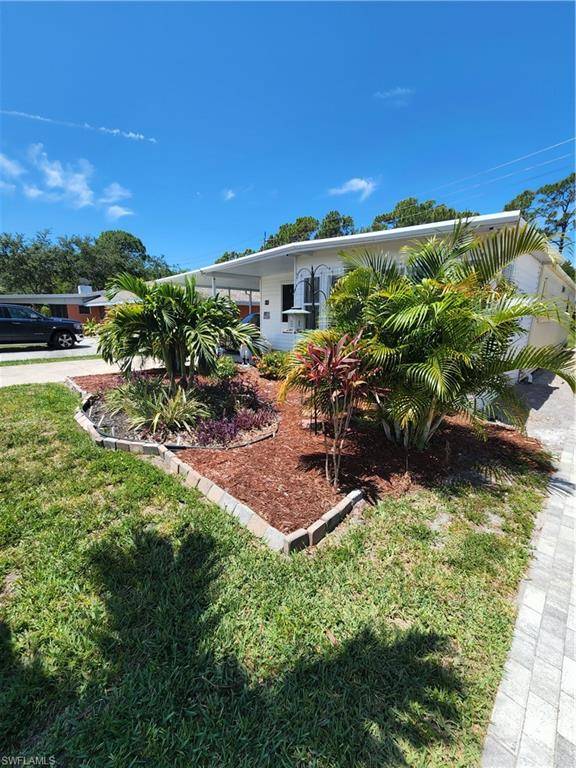 Naples, FL 34110,777 Walkerbilt RD #40