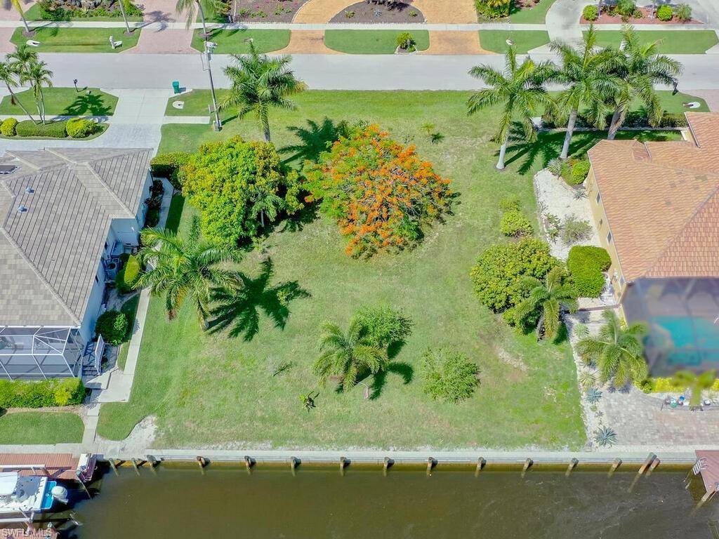 Marco Island, FL 34145,275 Rockhill CT