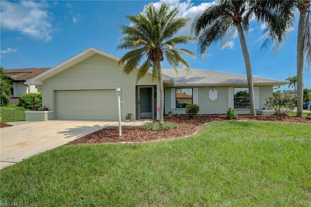 Fort Myers, FL 33908,6061 Birnam Wood LN