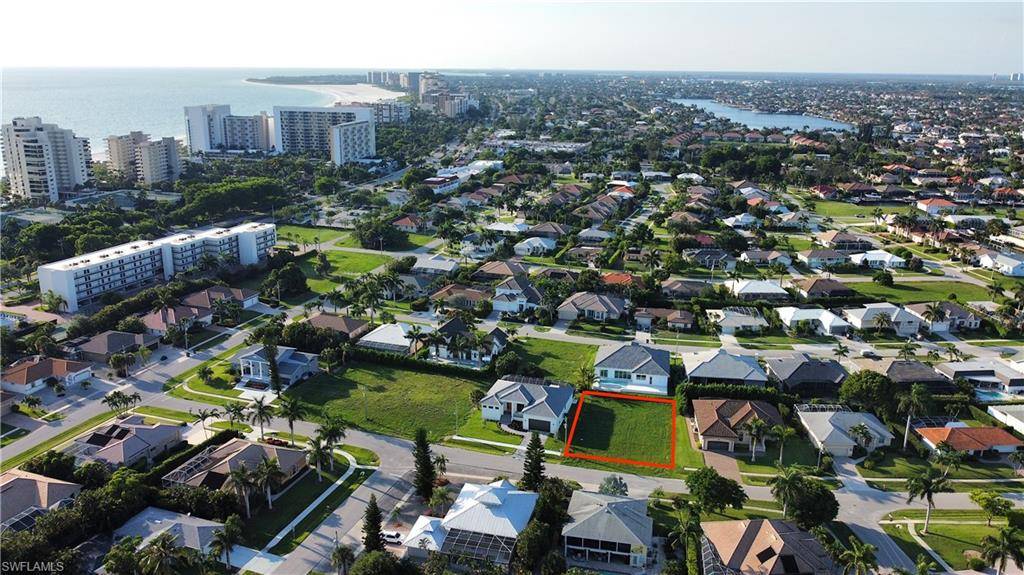 Marco Island, FL 34145,824 Amber DR