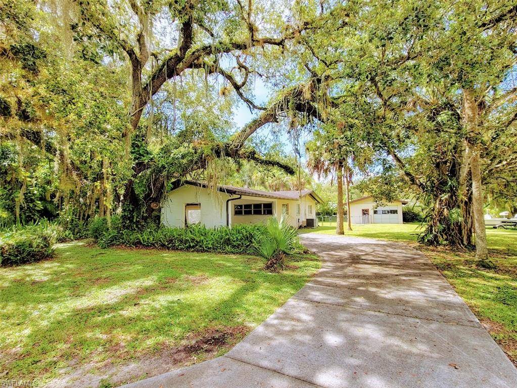 Labelle, FL 33935,495 7th AVE