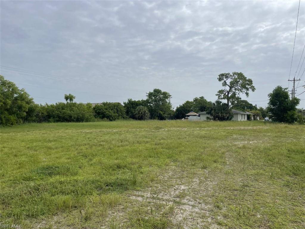 Cape Coral, FL 33909,943 NE Pine Island RD