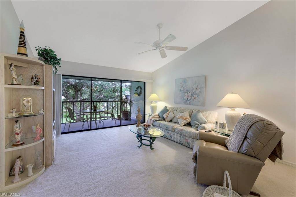 Naples, FL 34116,1208 Commonwealth CIR #J-202