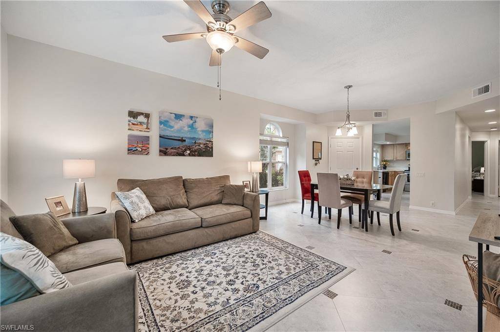 Bonita Springs, FL 34134,3900 Leeward Passage CT #104