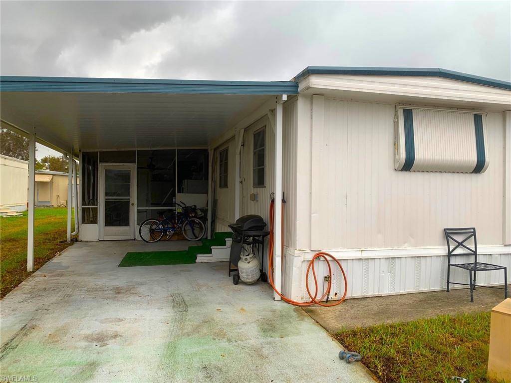 Naples, FL 34114,184 Carissa LN #98