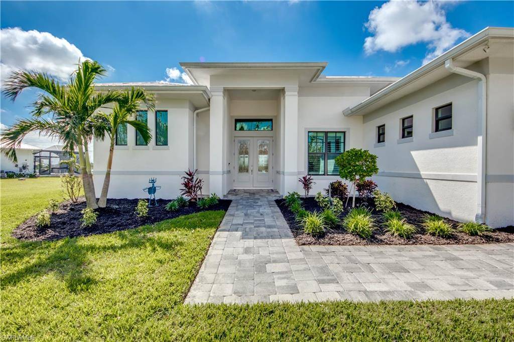 Cape Coral, FL 33993,2437 Lake Kismet TER