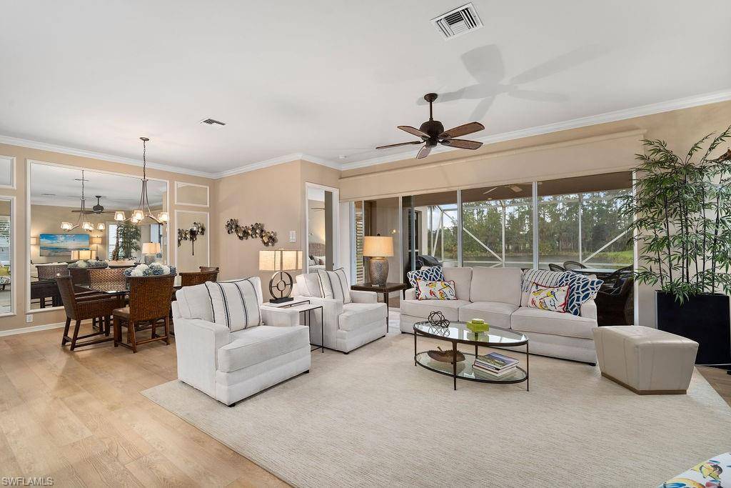Naples, FL 34120,8289 GLENEAGLE WAY