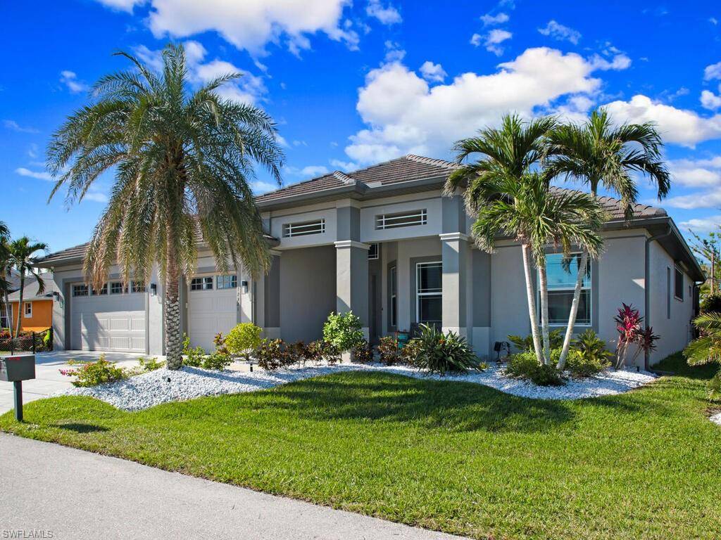 Matlacha Isles, FL 33991,12321 Boat Shell DR