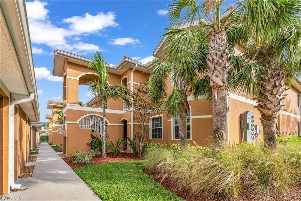 Cape Coral, FL 33909,1052 Winding Pines CIR ##205