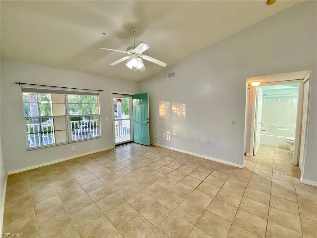 Bonita Springs, FL 34135,25735 Lake Amelia WAY #203