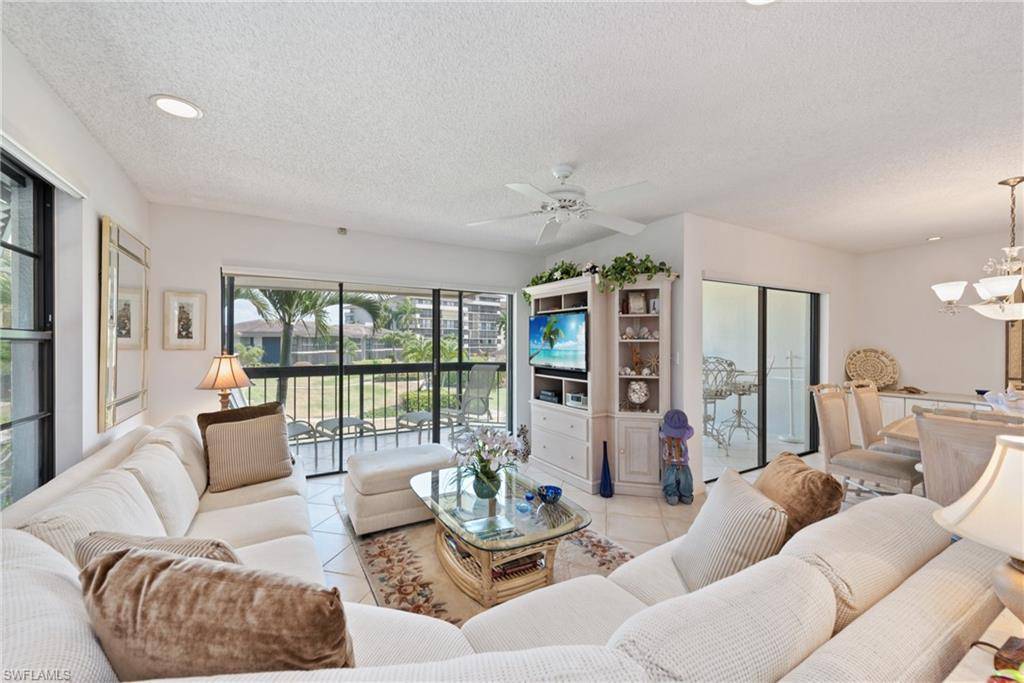 Marco Island, FL 34145,639 Seaview CT #L-3