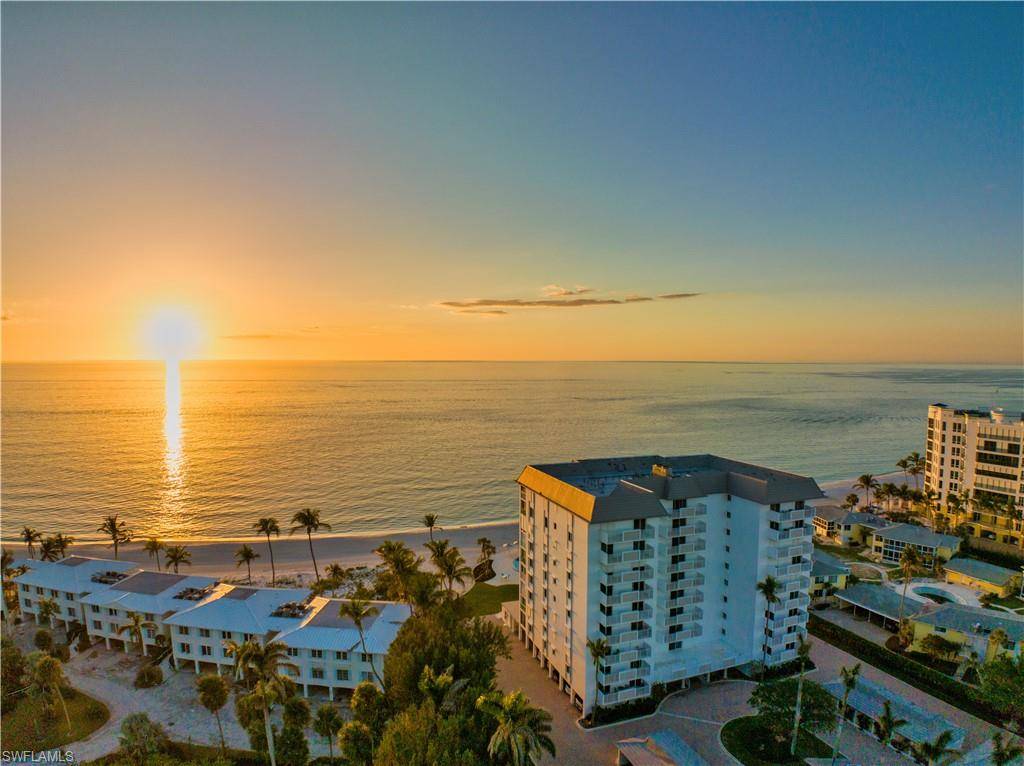 Naples, FL 34102,1717 Gulf Shore BLVD N #402