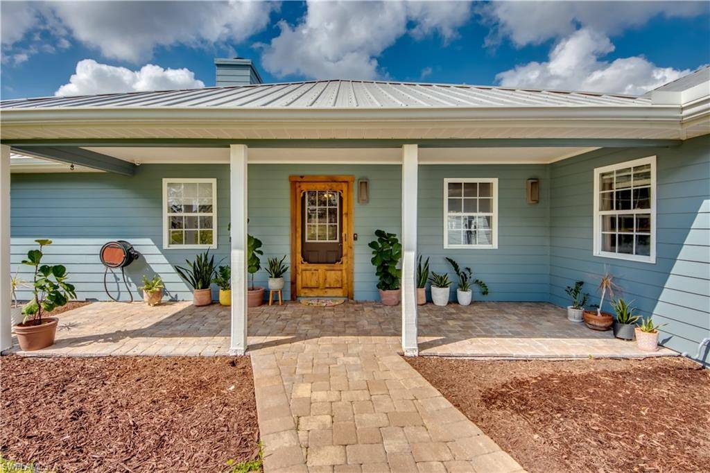 North Fort Myers, FL 33917,18301 Hunters Glen RD