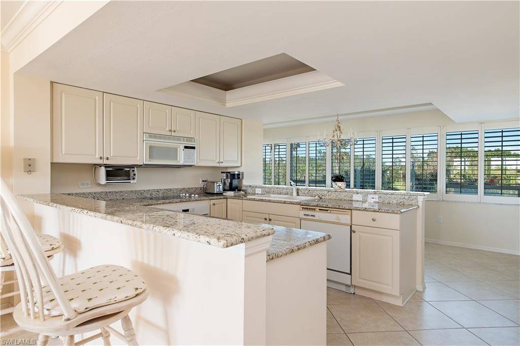 Naples, FL 34108,6825 Grenadier BLVD #203